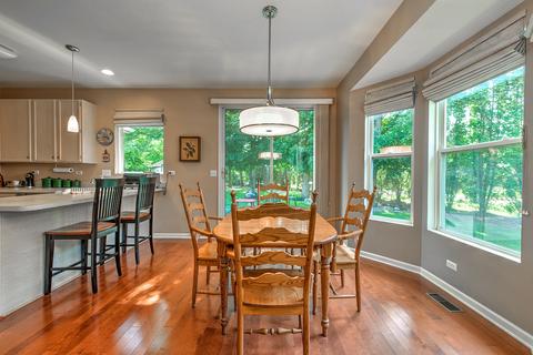 4910 Joyce Ct, Mchenry, IL 60050 photo 8