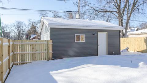 657 E 89th Pl, Chicago, IL 60619 photo 14