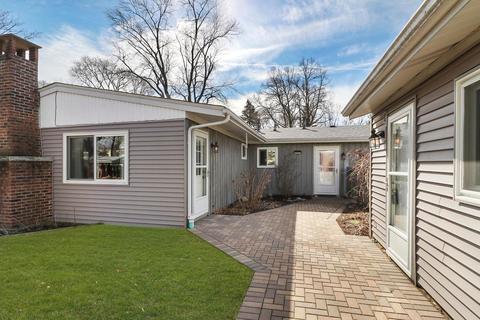 218 E Maxon Ln, Streamwood, IL 60107 photo 17