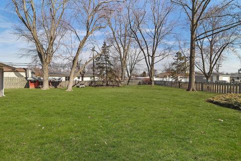 218 E Maxon Ln, Streamwood, IL 60107 photo 19