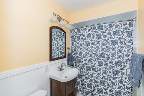 149 E Walnut Ave, Des Plaines, IL 60016 photo 15