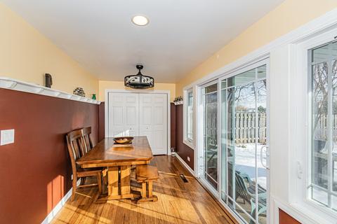 149 E Walnut Ave, Des Plaines, IL 60016 photo 11