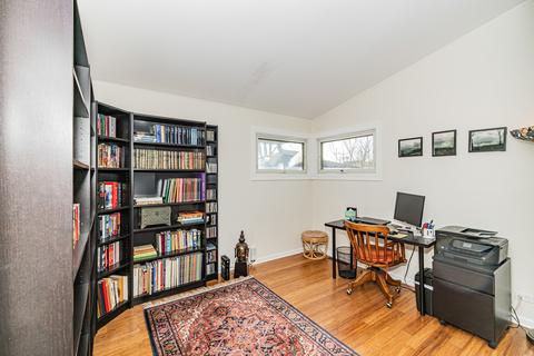 149 E Walnut Ave, Des Plaines, IL 60016 photo 12