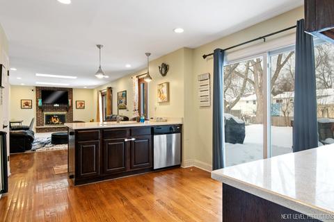 1477 Darwin Ln, Wheaton, IL 60189 photo 10