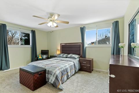 1477 Darwin Ln, Wheaton, IL 60189 photo 17
