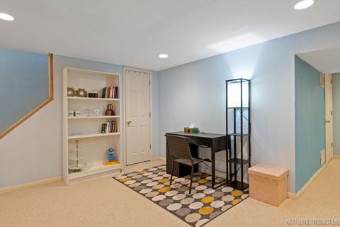 1477 Darwin Ln, Wheaton, IL 60189 photo 25