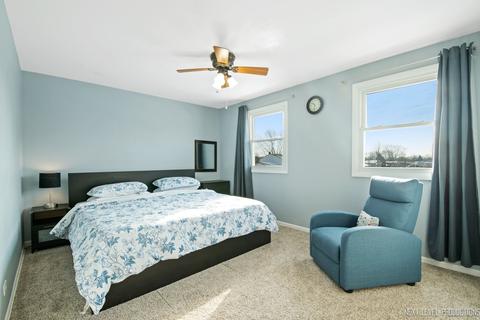 1477 Darwin Ln, Wheaton, IL 60189 photo 19