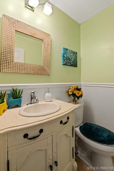 1477 Darwin Ln, Wheaton, IL 60189 photo 16