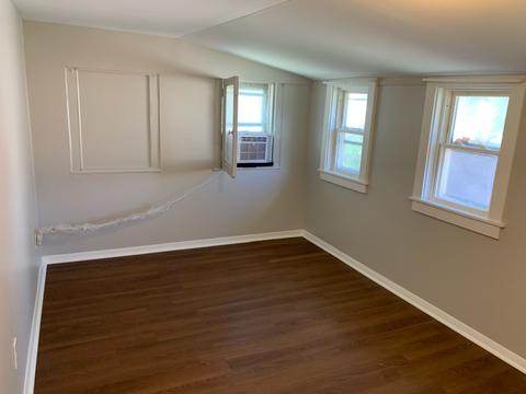 337 Cedar St, Aurora, IL 60506 photo 3