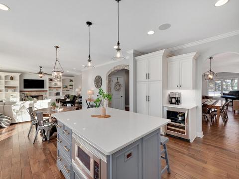 1010 Sunset Rd, Wheaton, IL 60189 photo 8