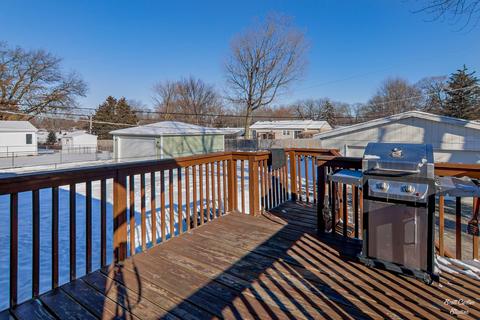 1614 Highview Ave, Mchenry, IL 60050 photo 8