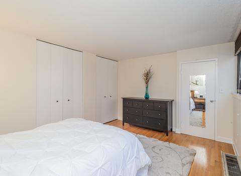 30 E Division St #2B, Chicago, IL 60610 photo 11