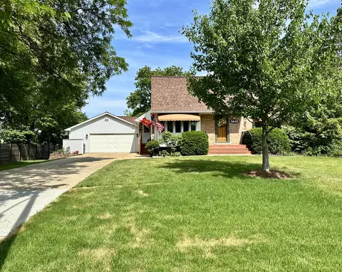 5645 S Kensington Ave, Countryside, IL 60525