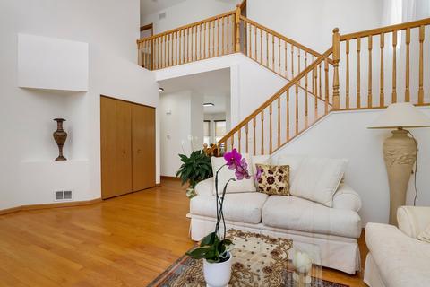 155 Lemans Dr, Wheeling, IL 60090 photo 5