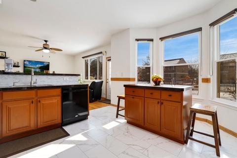 155 Lemans Dr, Wheeling, IL 60090 photo 12