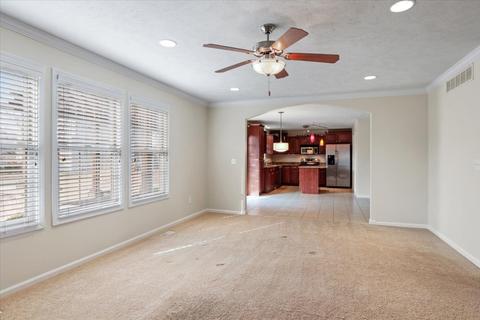 2002 Wakefield Ln, Bloomington, IL 61704 photo 8