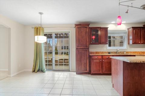 2002 Wakefield Ln, Bloomington, IL 61704 photo 13