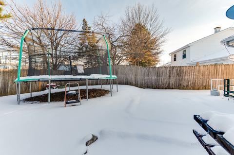 1018 Longford Rd, Bartlett, IL 60103 photo 32