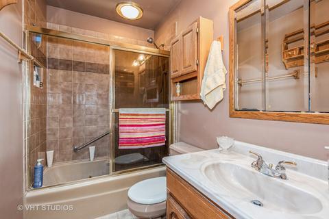 316 Oak St, Elgin, IL 60123 photo 8