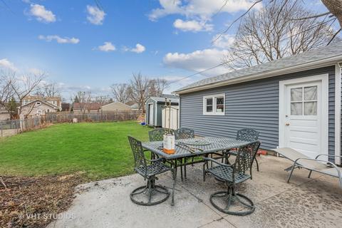 316 Oak St, Elgin, IL 60123 photo 10