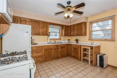 316 Oak St, Elgin, IL 60123 photo 4
