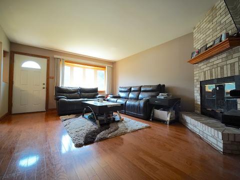 5212 State Rd, Burbank, IL 60459 photo 2
