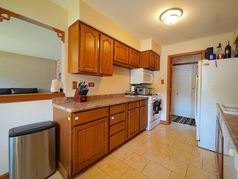 5212 State Rd, Burbank, IL 60459 photo 6