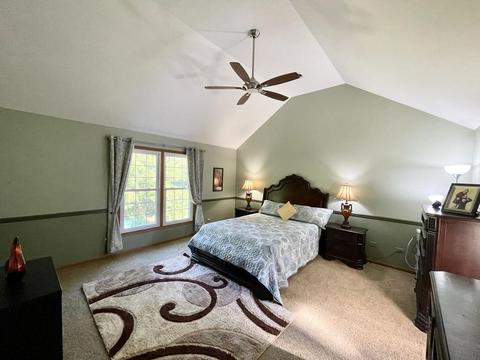 884 Francine Dr, Bartlett, IL 60103 photo 9