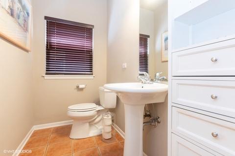 4148 S Berkeley Ave, Chicago, IL 60653 photo 12