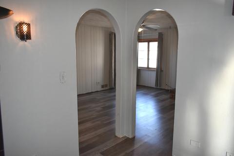 253 E 5th St E, El Paso, IL 61738 photo 7