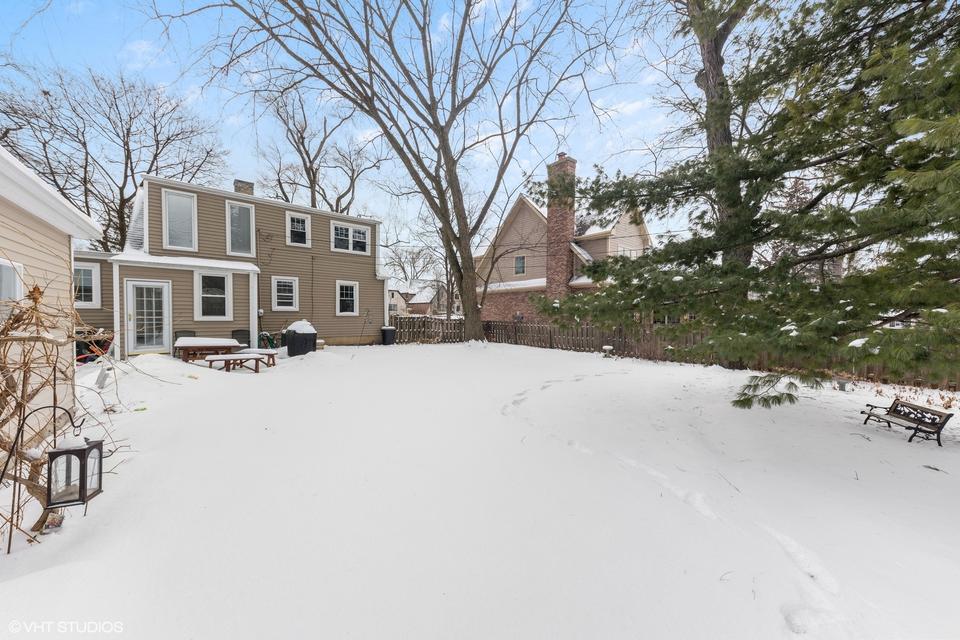  810 Glenshire Rd, Glenview, IL 60025 photo 15