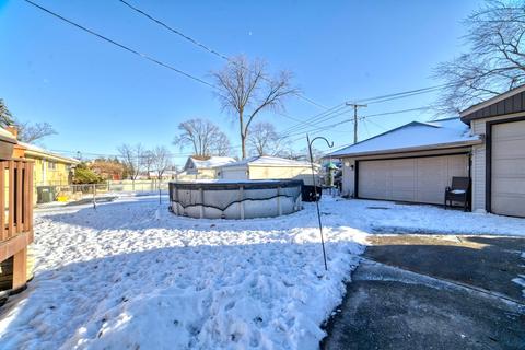 47 W Devon Ave, Roselle, IL 60172 photo 21