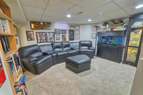 47 W Devon Ave, Roselle, IL 60172 photo 13