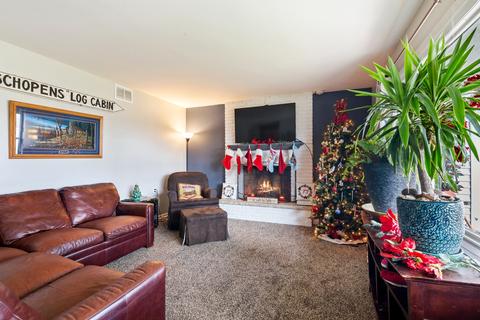 4711 Althoff Dr, Mchenry, IL 60051 photo 6