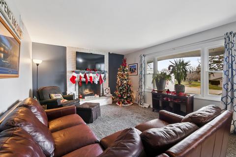 4711 Althoff Dr, Mchenry, IL 60051 photo 5