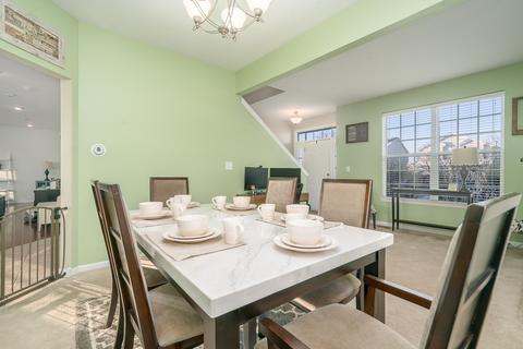 7802 Boxwood Ln, Plainfield, IL 60586 photo 4