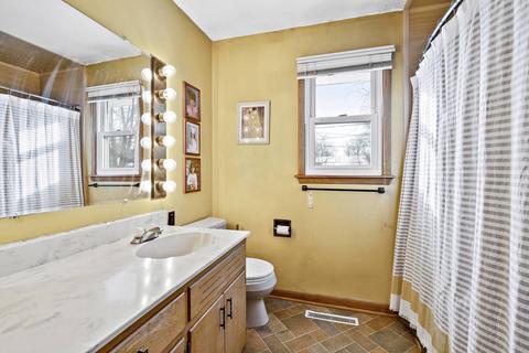 9 Strasma South Dr, Kankakee, IL 60901 photo 6