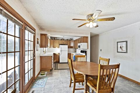 9 Strasma South Dr, Kankakee, IL 60901 photo 8