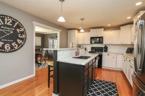 1422 Norma Dr, Bloomington, IL 61704 photo 8