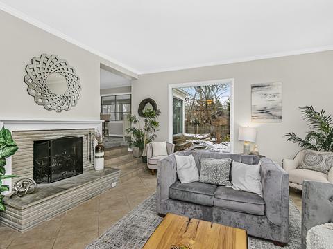 633 Echo Ln, Glenview, IL 60025 photo 4