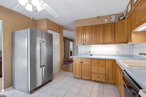 1525 Sander Ct #302, Wheeling, IL 60090 photo 9
