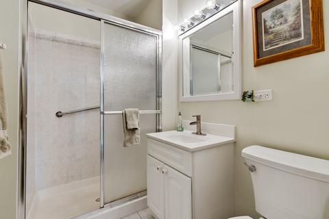 1525 Sander Ct #302, Wheeling, IL 60090 photo 13