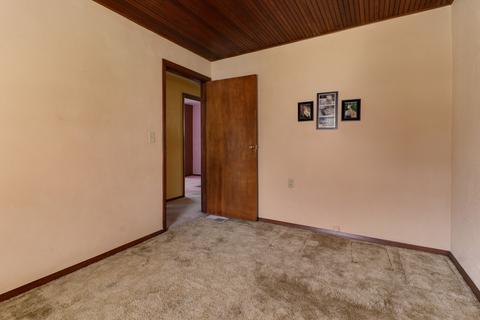 705 S Locust St, Delavan, IL 61734 photo 18