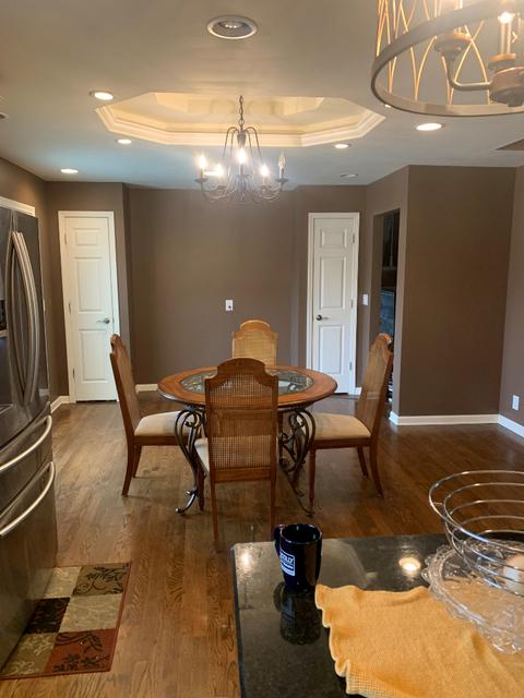 1190 Dresden Dr, Hoffman Estates, IL 60192 photo 4