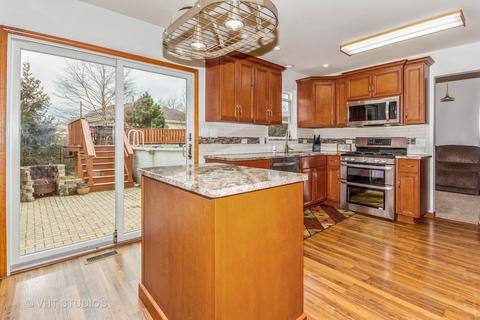 4608 Osprey Ln, Plainfield, IL 60586 photo 3