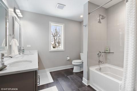 933 Echo Ln, Glenview, IL 60025 photo 18