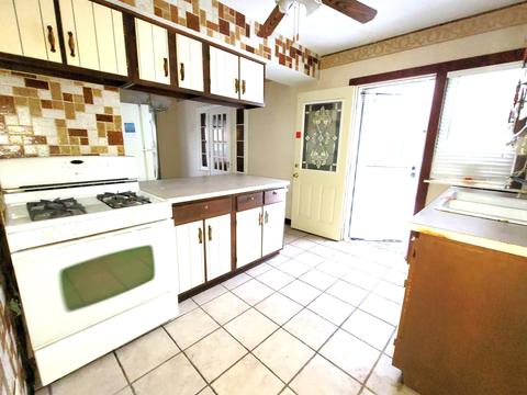 4100 Leland Ave, Lyons, IL 60534 photo 6