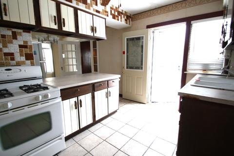 4100 Leland Ave, Lyons, IL 60534 photo 8