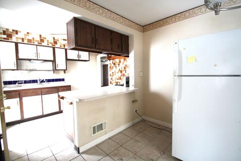 4100 Leland Ave, Lyons, IL 60534 photo 9