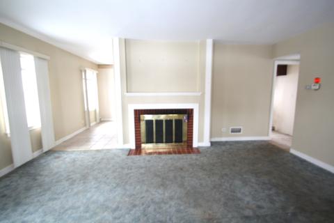 4100 Leland Ave, Lyons, IL 60534 photo 2